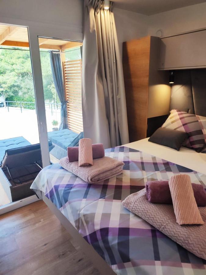 Mobile Home Agava 2 ビオグラード・ナ・モル エクステリア 写真