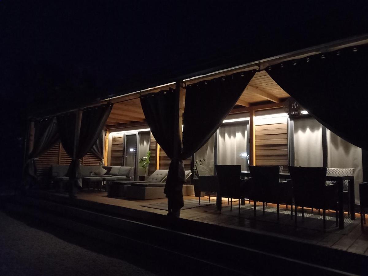 Mobile Home Agava 2 ビオグラード・ナ・モル エクステリア 写真